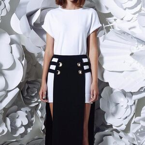 ASILIO NWOT White Short Sleeve Stretchy Mini Dress